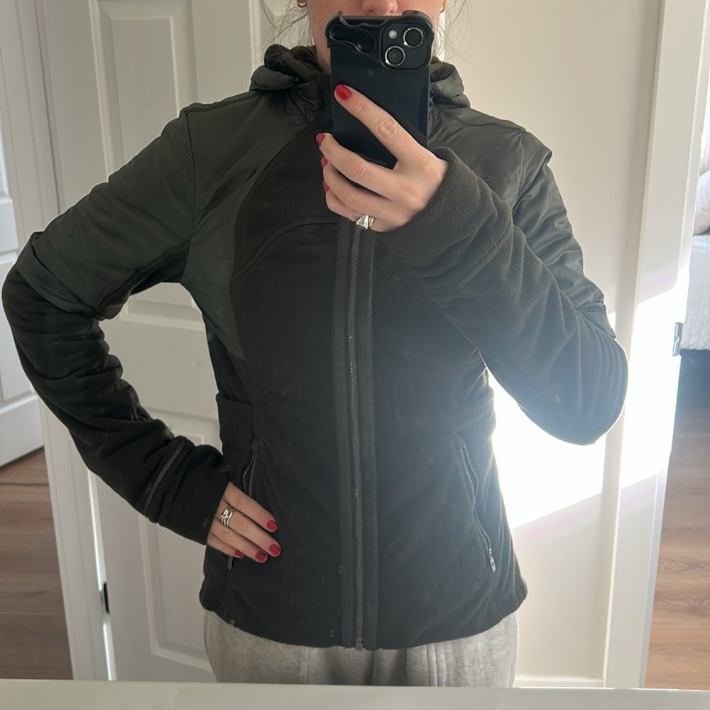 Lululemon Fleece - Picture 5 of 7